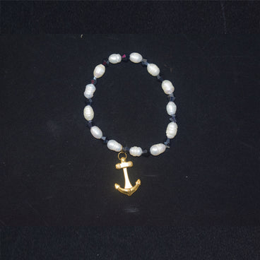 PULSERA PERLAS PIEDRAS ANCLA DORADA